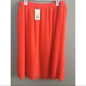 Coral Accordion Pleat Skirt